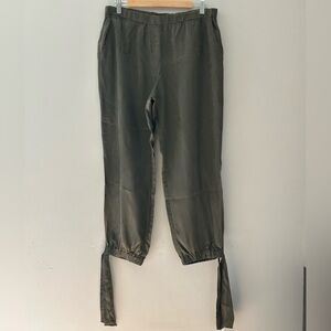 Trina Turk Olive Satin Pants Size 12